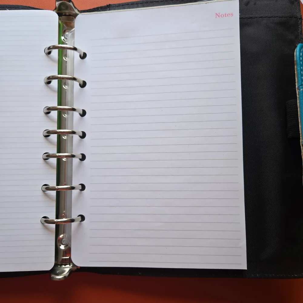Blue Leather Day-Timer Planner With Snap Closure, Pocket & Notebook 8.5 x 5.5 Pg